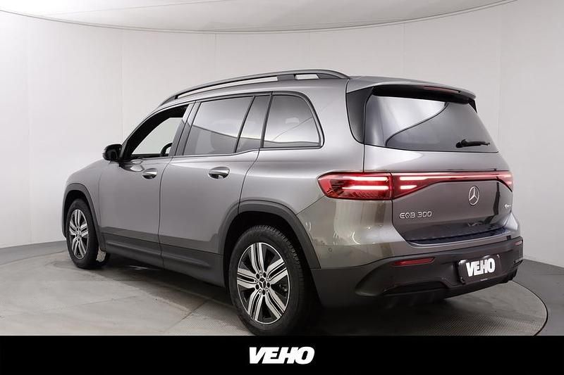 Käytetty Mercedes EQB300 Advanced Plus 167 kW (228 HP) 2024 Harmaa Katumaasturi