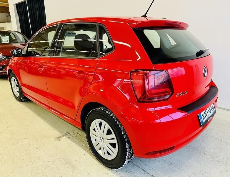 Käytetty VW Polo Trendline 75 HP (55 kW) 2016 Viistoperä