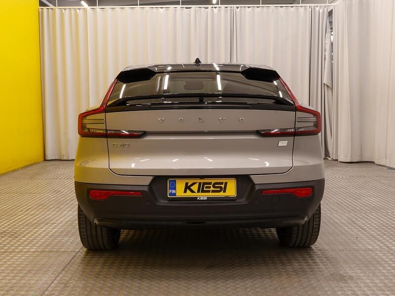Käytetty Volvo C40 Business Edition 300 kW (408 HP) 2022 Katumaasturi