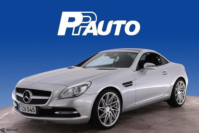 Käytetty Mercedes SLK200 Premium 184 HP (135 kW) 2011 Avoauto