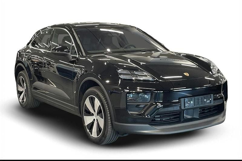 Uusi Porsche Macan 300 kW (408 HP) 2025 Musta Katumaasturi