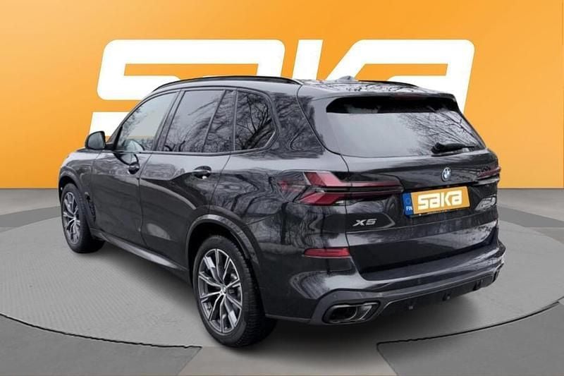 Käytetty BMW X5 M Sport 490 HP (360 kW) 2024 Katumaasturi