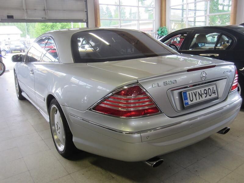 Käytetty Mercedes CL600 AMG 499 HP (367 kW) 2001 Harmaa (metallinhohto) Coupe - kaksiovinen