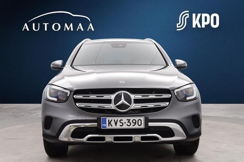 Käytetty Mercedes GLC300e Business 211 HP (155 kW) 2020 Harmaa Katumaasturi