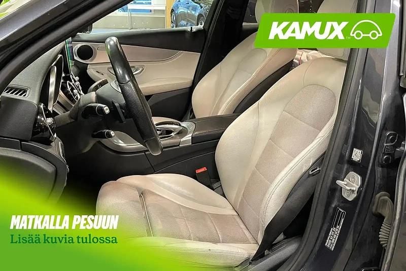 Käytetty Mercedes A200 Business 184 HP (135 kW) 2014 Hopea / harmaa Sedan