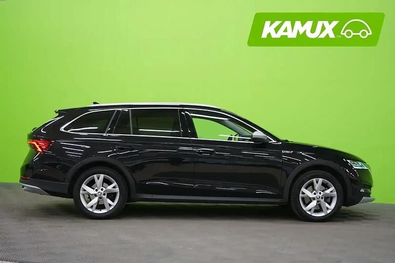 Käytetty Skoda Octavia 150 HP (110 kW) 2022 Musta Farmari