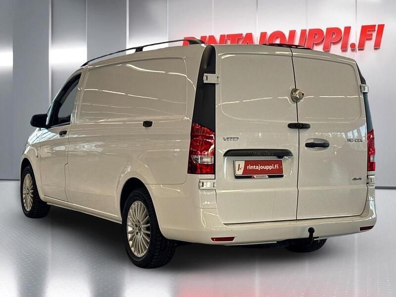 Käytetty Mercedes Vito 163 HP (119 kW) 2022 Valkoinen Van
