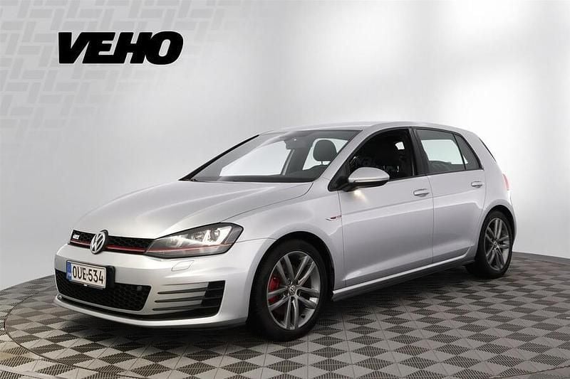 Käytetty VW Golf VII GTI 220 HP (161 kW) 2014 Hopea Viistoperä