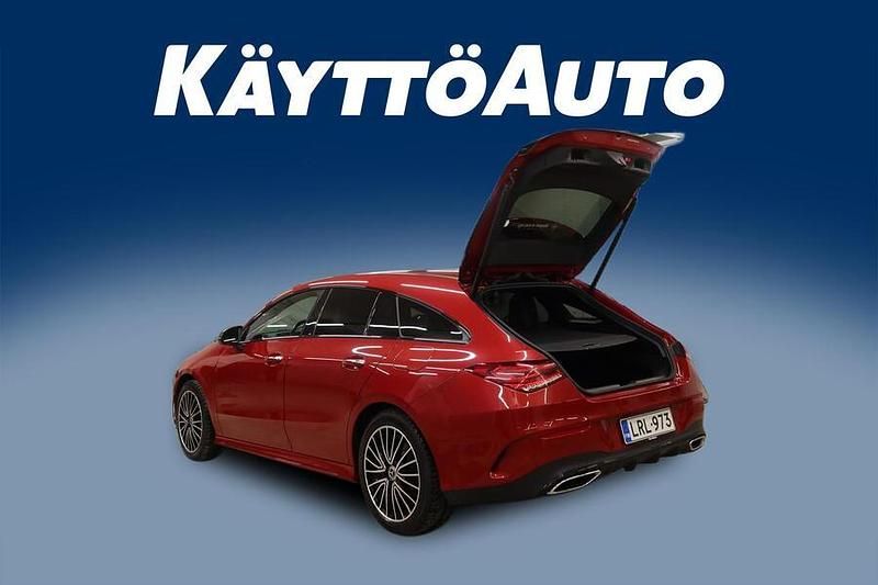 Käytetty Mercedes CLA250e Business 160 HP (117 kW) 2022 Punainen Sedan