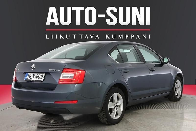 Käytetty Skoda Octavia Elegance 140 HP (102 kW) 2014 Viistoperä
