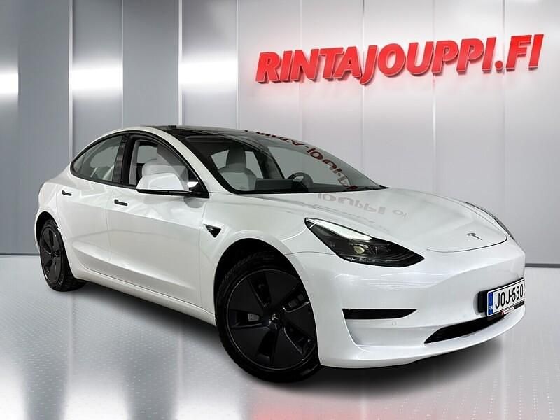 Käytetty 2021 Tesla Model 3 Standard Range Plus Sedan | 26 880 € (Perustarjous) - Kuva 1/4