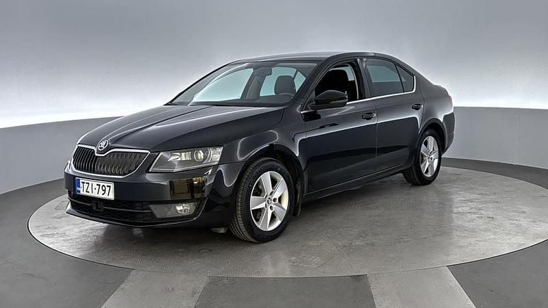 Käytetty 2014 Skoda Octavia Elegance Viistoperä | 7 990 € (Hieman kallis) - Kuva 1/4