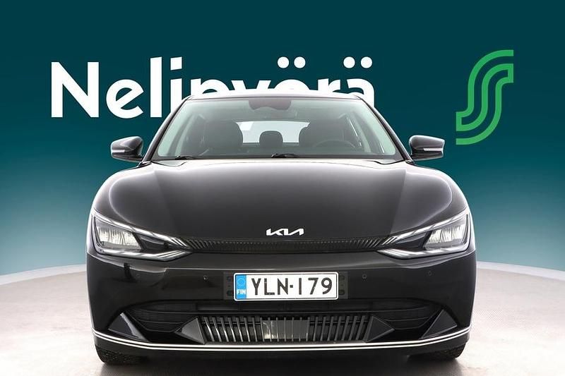 Käytetty Kia EV6 239 kW (325 HP) 2022 Musta Katumaasturi