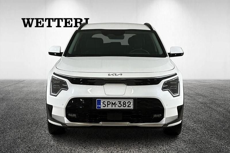 Käytetty Kia e-Niro Premium 11 kW (15 HP) 2024 Katumaasturi