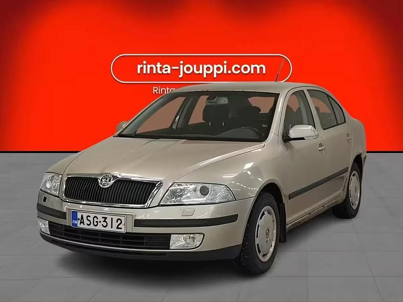 Hopea / harmaa Käytetty 2006 Skoda Octavia Elegance Sedan | 1 990 € - Kuva 1/4