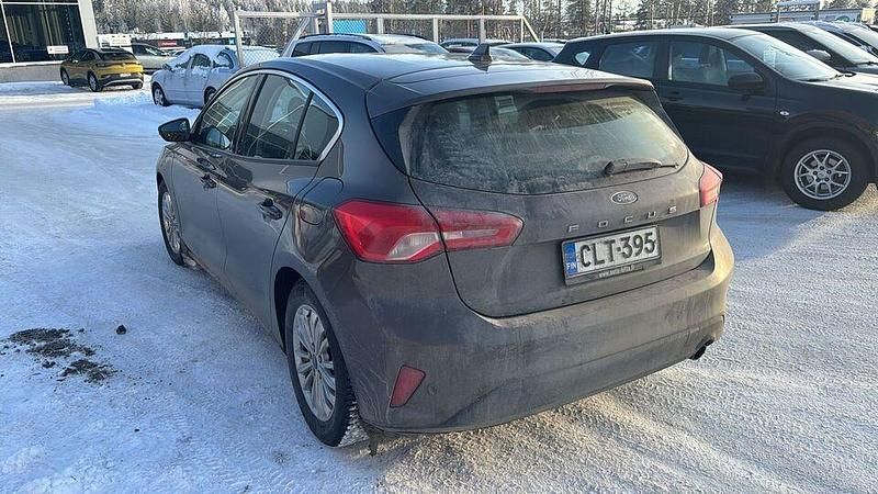 Käytetty Ford Focus Trend 125 HP (91 kW) 2018 Viistoperä