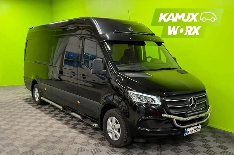 Musta Käytetty 2019 Mercedes Sprinter Van | 59 400 € - Kuva 1/4