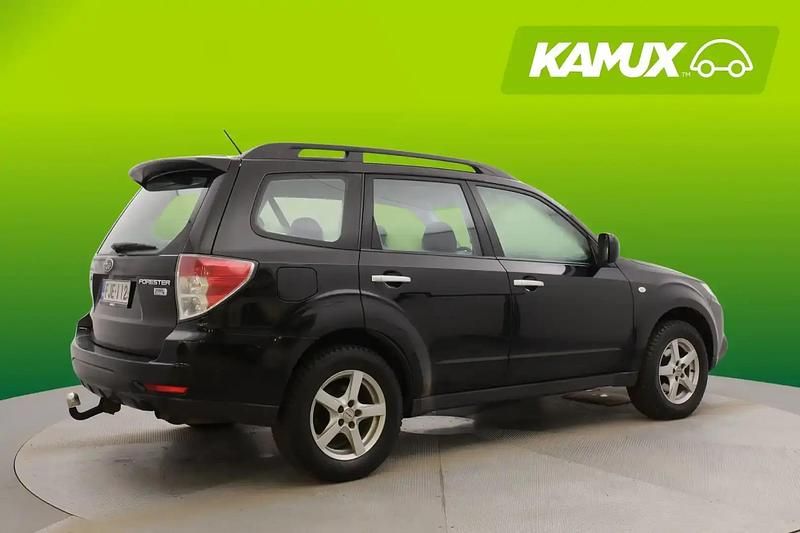 Käytetty Subaru Forester 147 HP (108 kW) 2009 Musta Katumaasturi