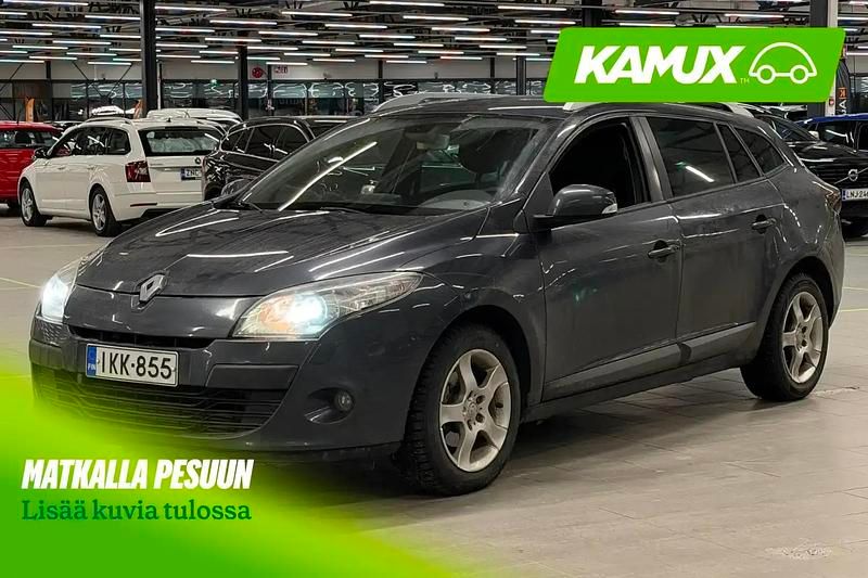 Käytetty Renault Mégane GrandTour Expression 110 HP (80 kW) 2011 Hopea / harmaa Farmari