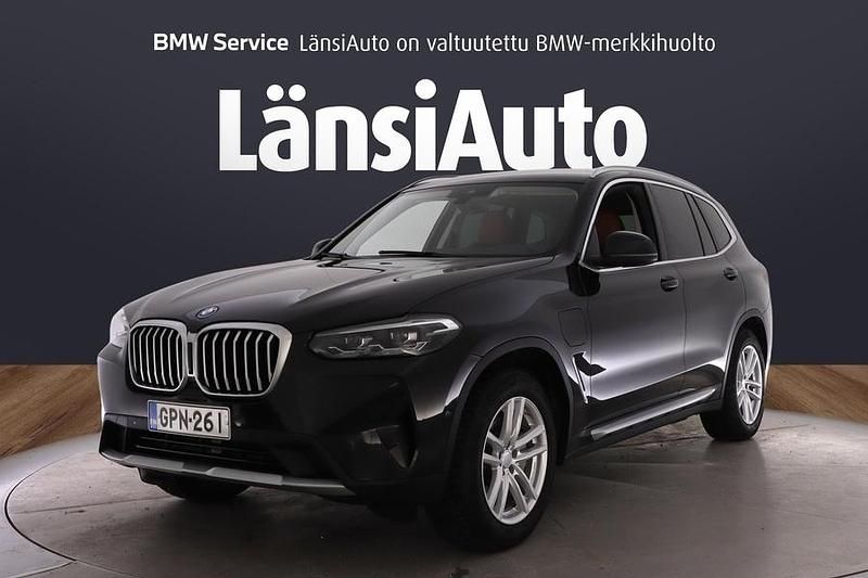 Musta Käytetty 2023 BMW X3 Katumaasturi | 32 890 € (Hyvä tarjous) - Kuva 1/1