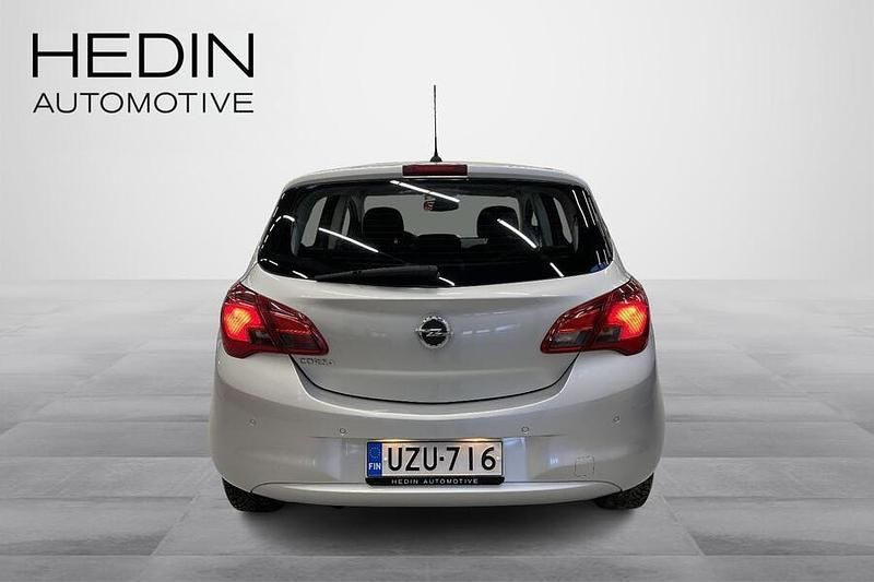 Käytetty Opel Corsa Active 90 HP (66 kW) 2017 Hopea Viistoperä