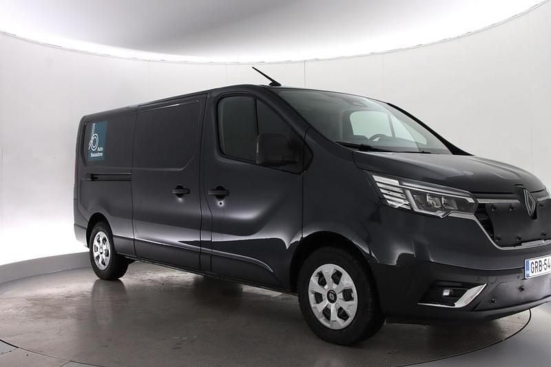 Harmaa Käytetty 2025 Renault Trafic Tila-auto | 42 480 € - Kuva 1/4
