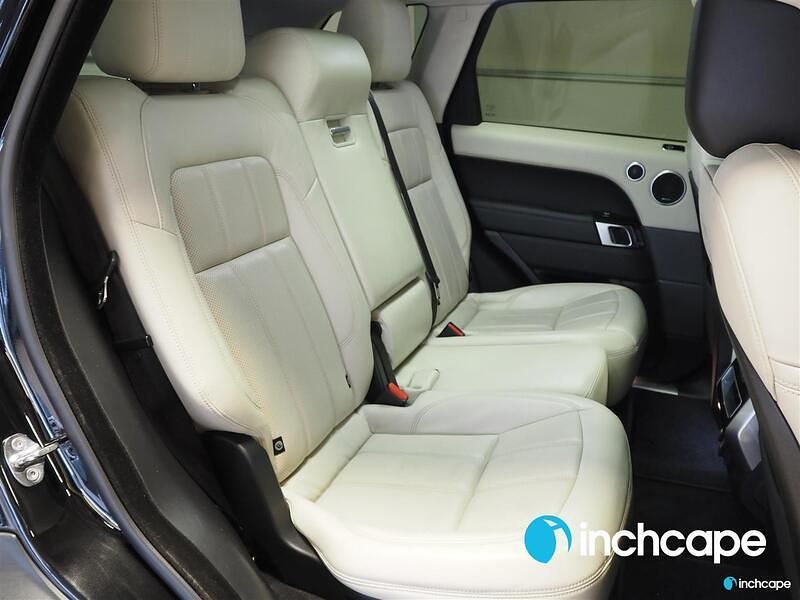 Käytetty Land Rover Range Rover Sport HSE Dynamic 301 HP (221 kW) 2019 Katumaasturi