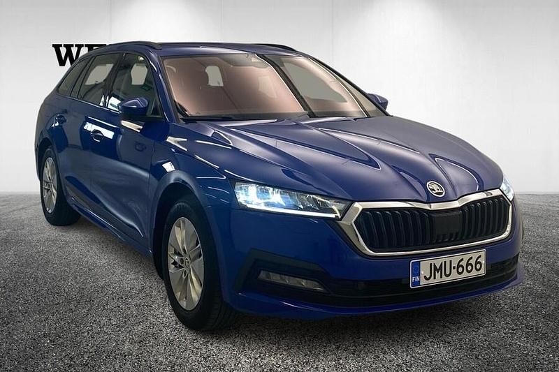 Sininen Käytetty 2022 Skoda Octavia Ambition Farmari | 23 500 € (Perustarjous) - Kuva 1/4