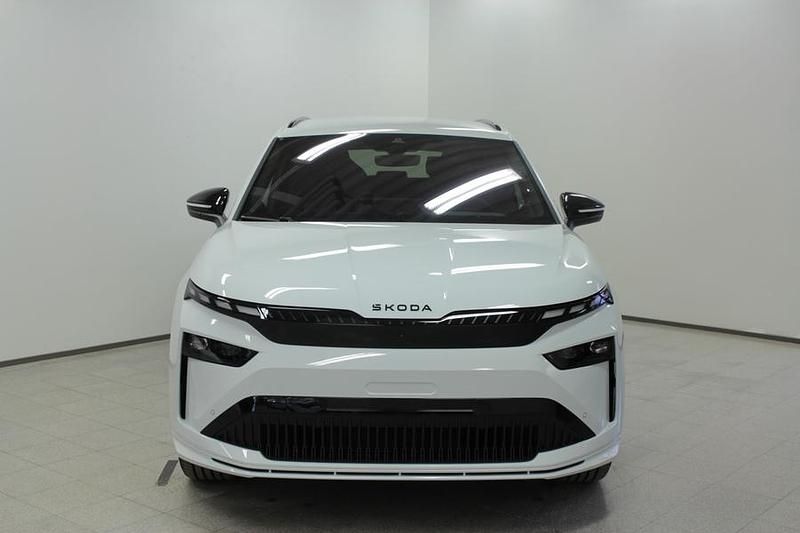 Käytetty Skoda Enyaq iV SportLine 210 kW (286 HP) 2025 Valkoinen Katumaasturi