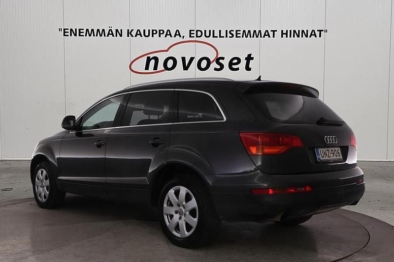 Käytetty Audi Q7 Business 233 HP (171 kW) 2006 Harmaa Katumaasturi