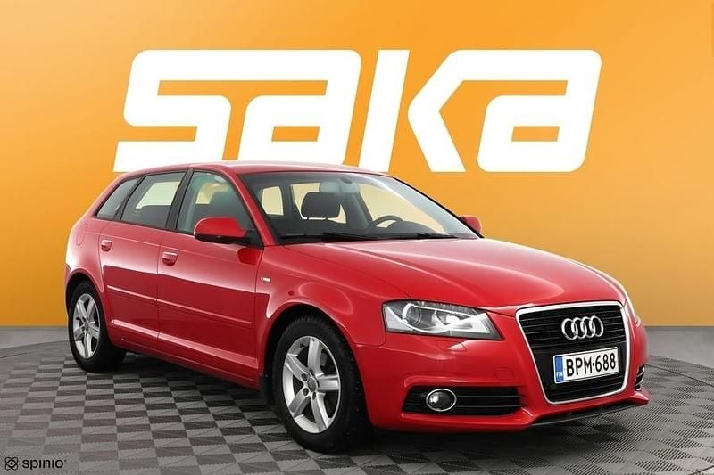 Käytetty Audi A3 Sportback Attraction 125 HP (91 kW) 2012 Viistoperä
