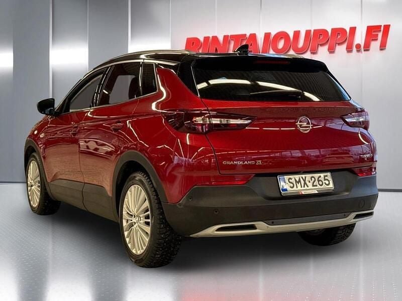Käytetty Opel Grandland X Innovation 120 HP (88 kW) 2018 Punainen Katumaasturi