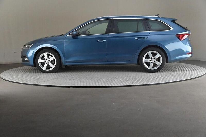 Käytetty Skoda Octavia Style 150 HP (110 kW) 2021 Farmari