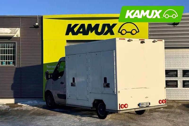 Käytetty Renault Master 136 HP (100 kW) 2015 Hopea / harmaa Van