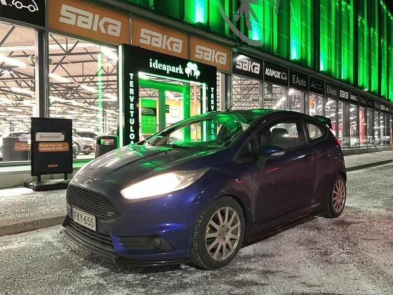 Käytetty 2013 Ford Fiesta ST Viistoperä | 8 400 € (Perustarjous) - Kuva 1/4