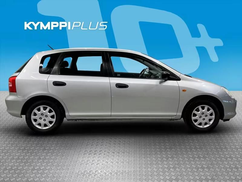 Käytetty Honda Civic S 192 HP (141 kW) 2002 Met. valkoinen Viistoperä