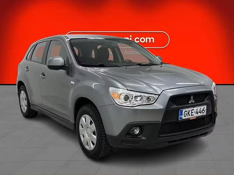 Käytetty Mitsubishi ASX Inform 117 HP (86 kW) 2012 Katumaasturi
