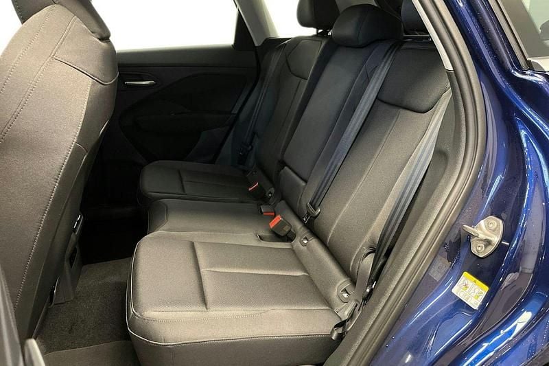 Uusi Audi Q3 201 HP (147 kW) 2026 Navarra sininen Katumaasturi