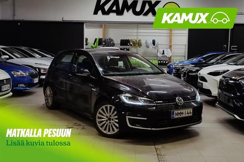 Käytetty VW Golf 100 kW (136 HP) 2019 Musta Sedan