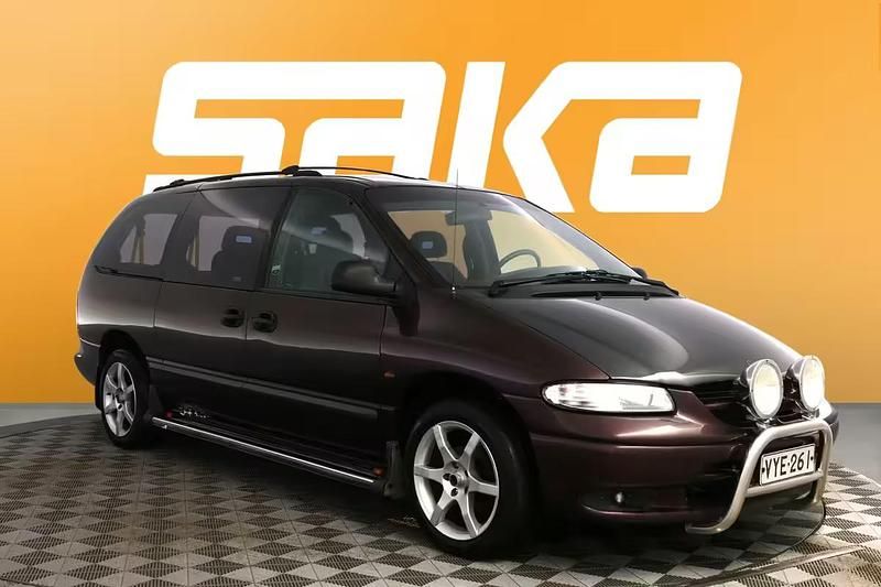 Käytetty Chrysler Grand Voyager 158 HP (116 kW) 2000 Tila-auto