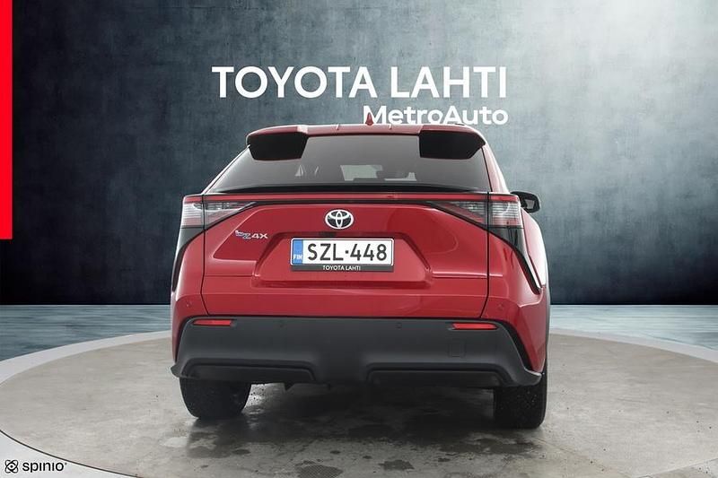 Käytetty Toyota bZ4X Edition 150 kW (204 HP) 2025 Punainen Katumaasturi
