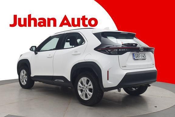Käytetty Toyota Yaris Cross Active 114 HP (83 kW) 2024 Valkoinen Katumaasturi