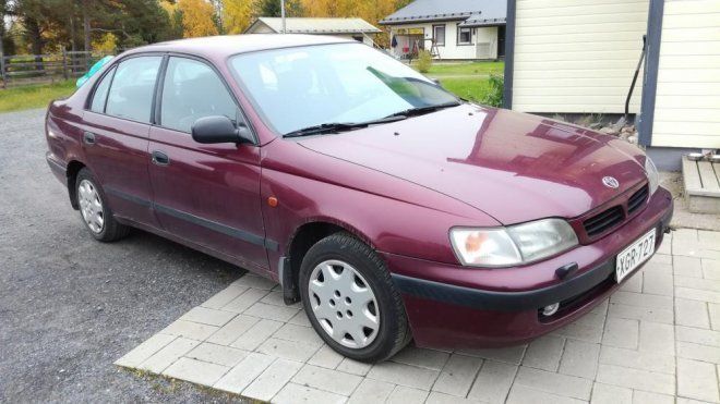 Toyota carina е