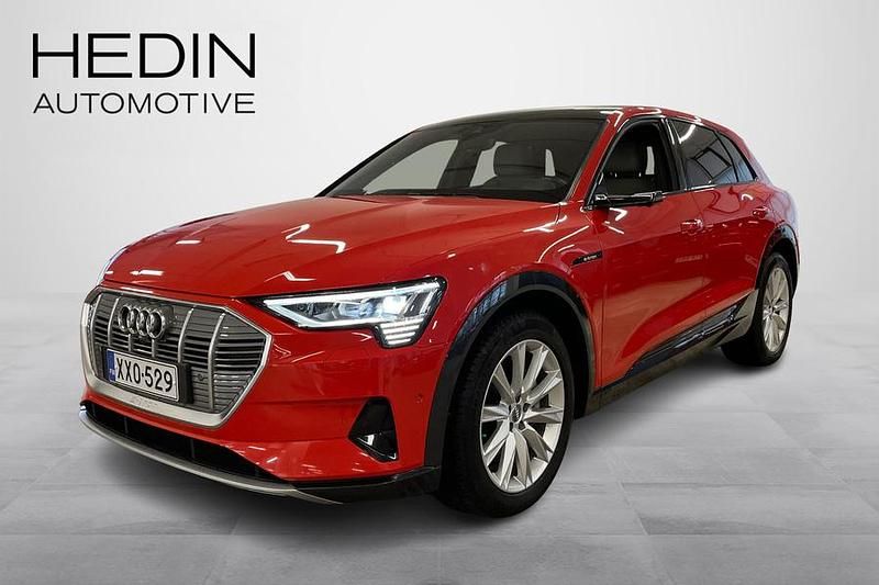 Käytetty Audi e-tron Advanced Plus 300 kW (408 HP) 2019 Punainen Katumaasturi