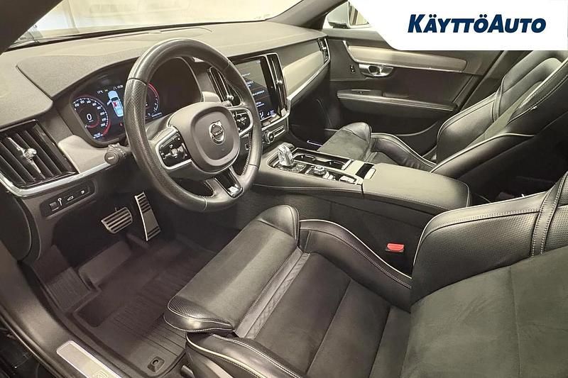Käytetty Volvo S90 R-Design 320 HP (235 kW) 2018 Musta Sedan