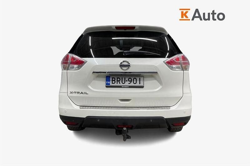 Käytetty Nissan X-Trail 360º 131 HP (96 kW) 2014 Valkoinen Katumaasturi