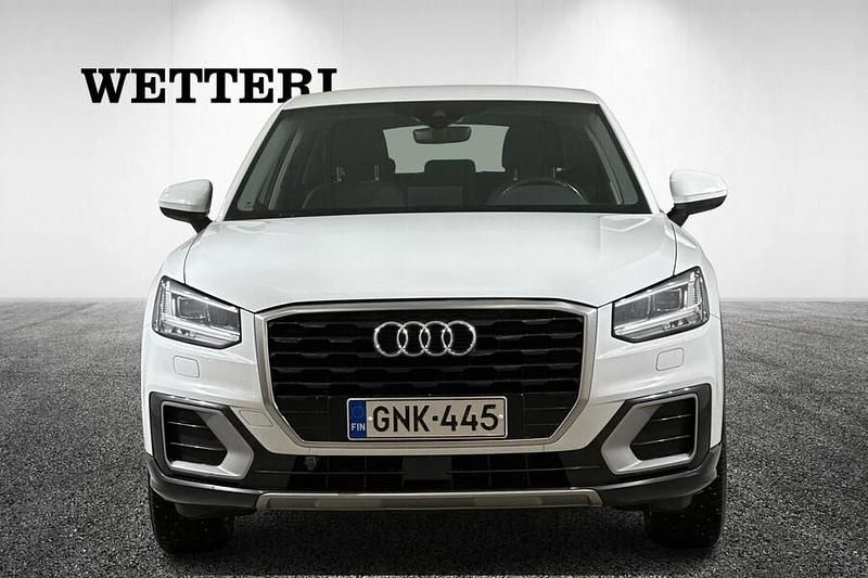 Käytetty Audi Q2 Business 150 HP (110 kW) 2016 Valkoinen Katumaasturi