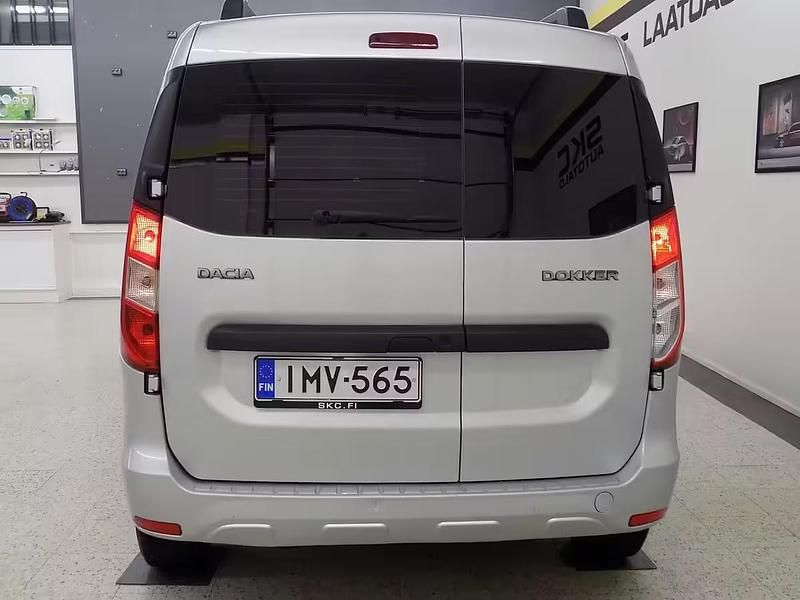 Käytetty Dacia Dokker 90 HP (66 kW) 2017 Tila-auto