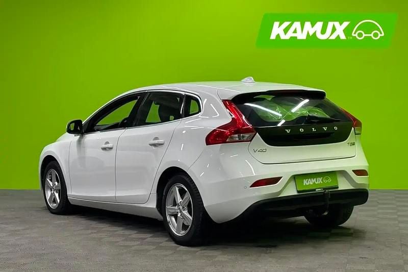 Käytetty Volvo V40 Business Edition 122 HP (89 kW) 2017 Valkoinen Sedan