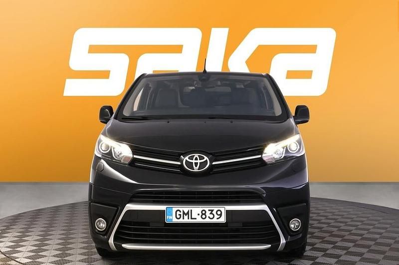 Käytetty Toyota Proace 95 HP (69 kW) 2017 Tila-auto